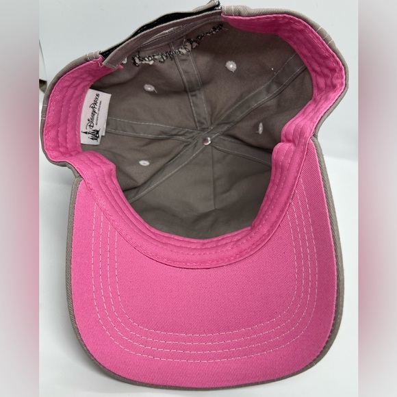 Disney Epcot France World Showcase Marie “Dreaming of Paris”
Baseball Hat, EUC. - Picture 4 of 4